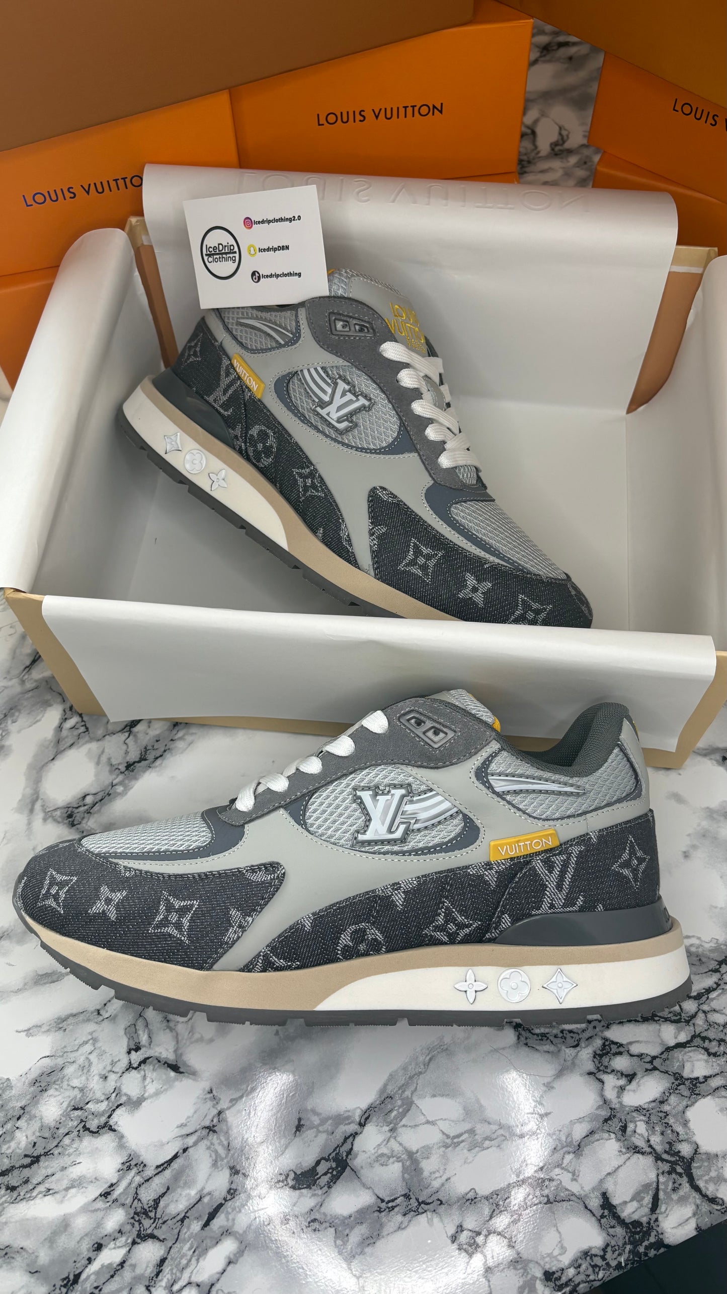 LV Runaway sneaker , Luxury grey