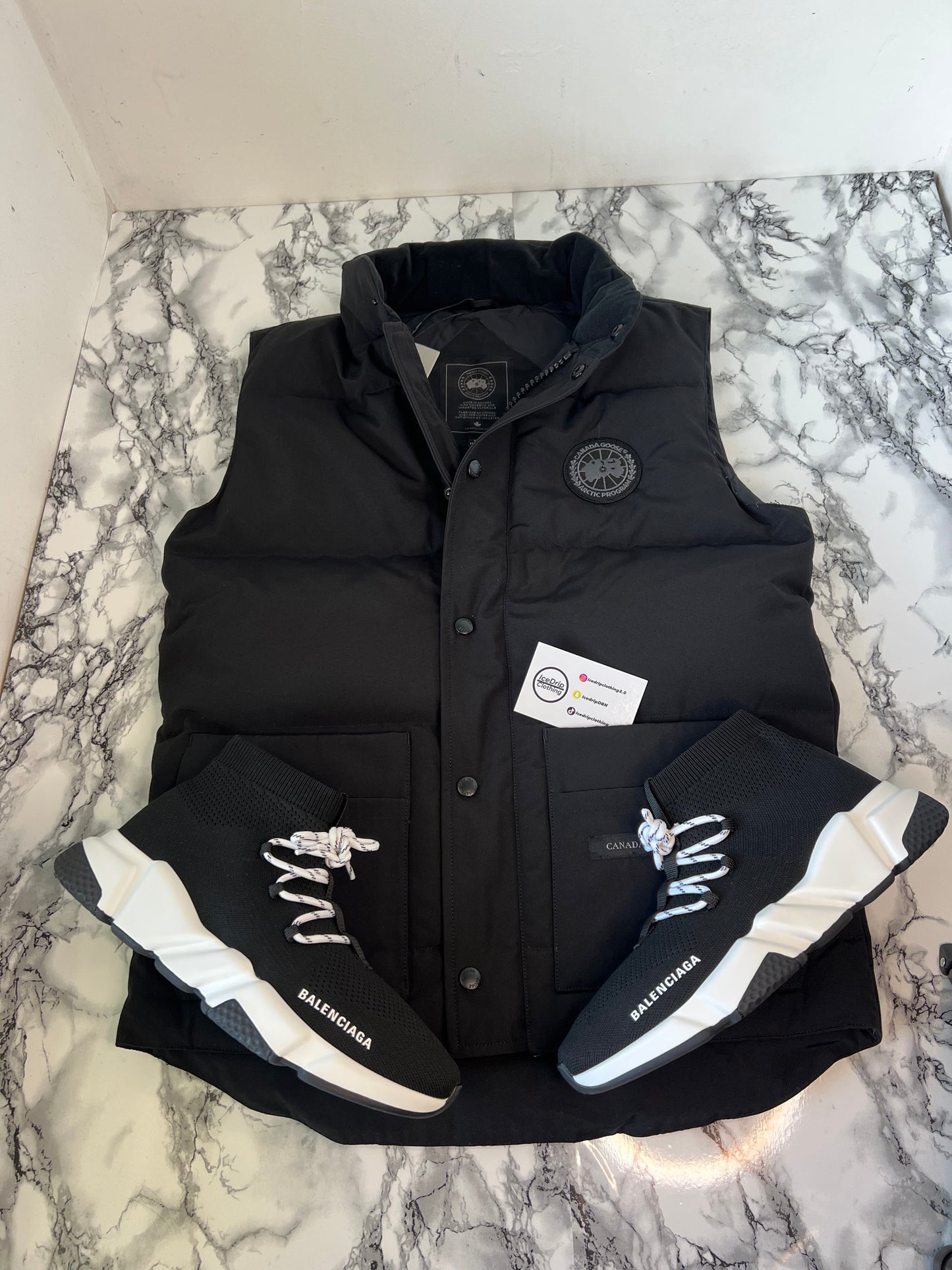 Canada goose freestyle gilet (Black badge )