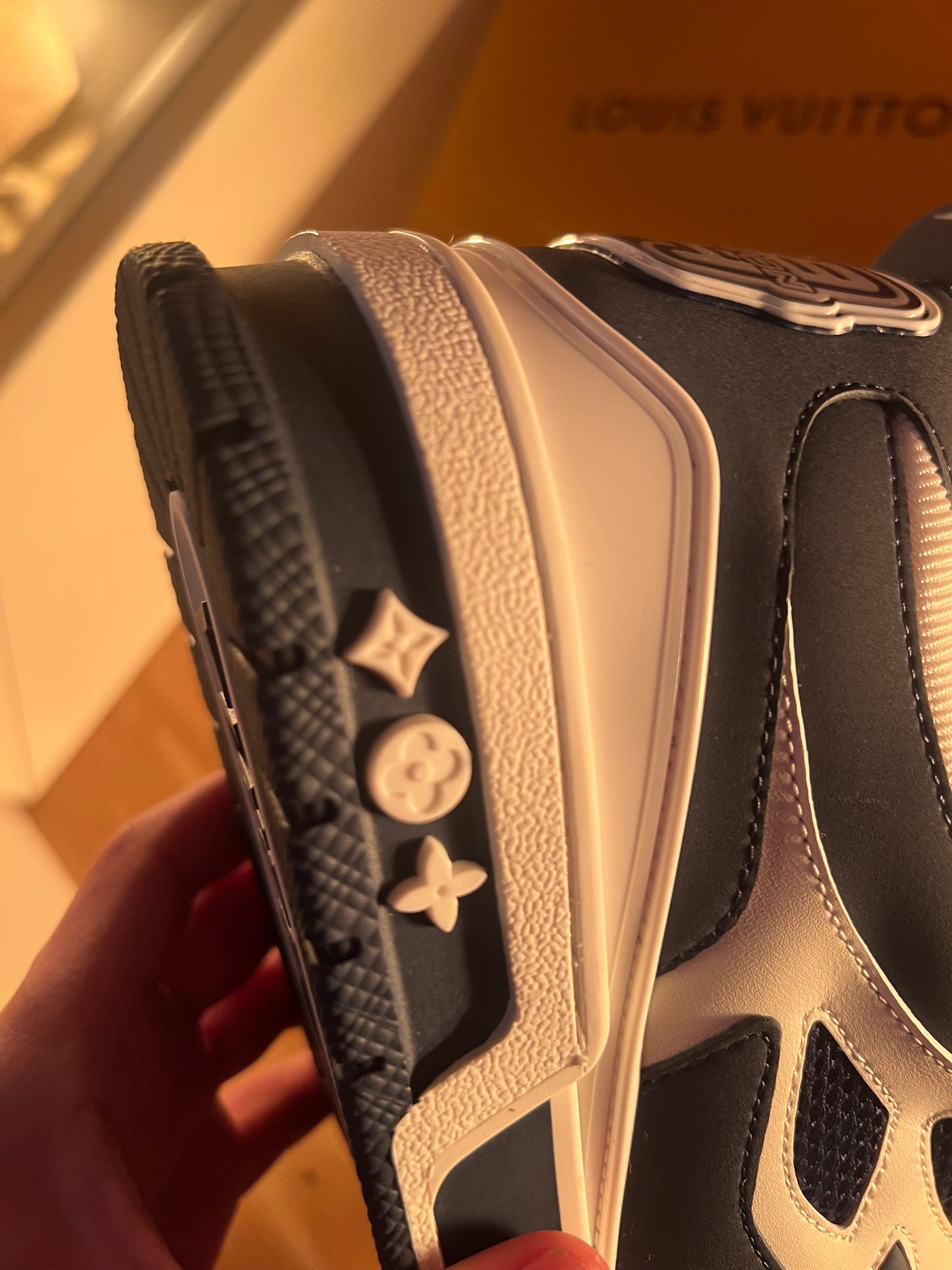 Louis Vuitton Skate , Navy/White