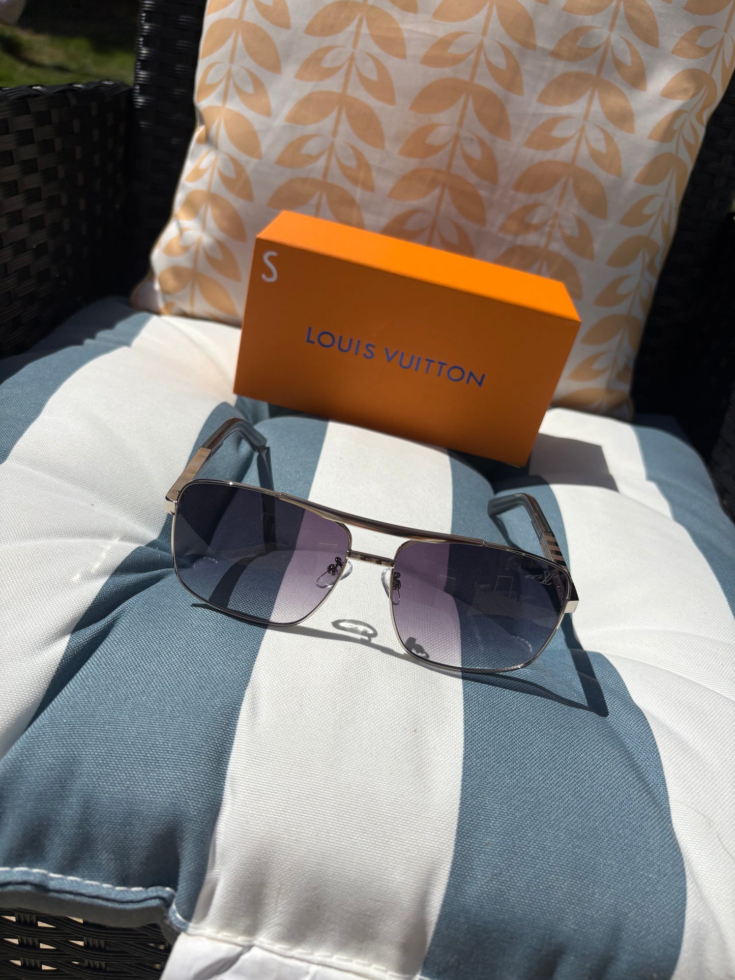 LV Attitude Sunglasses/ Silver