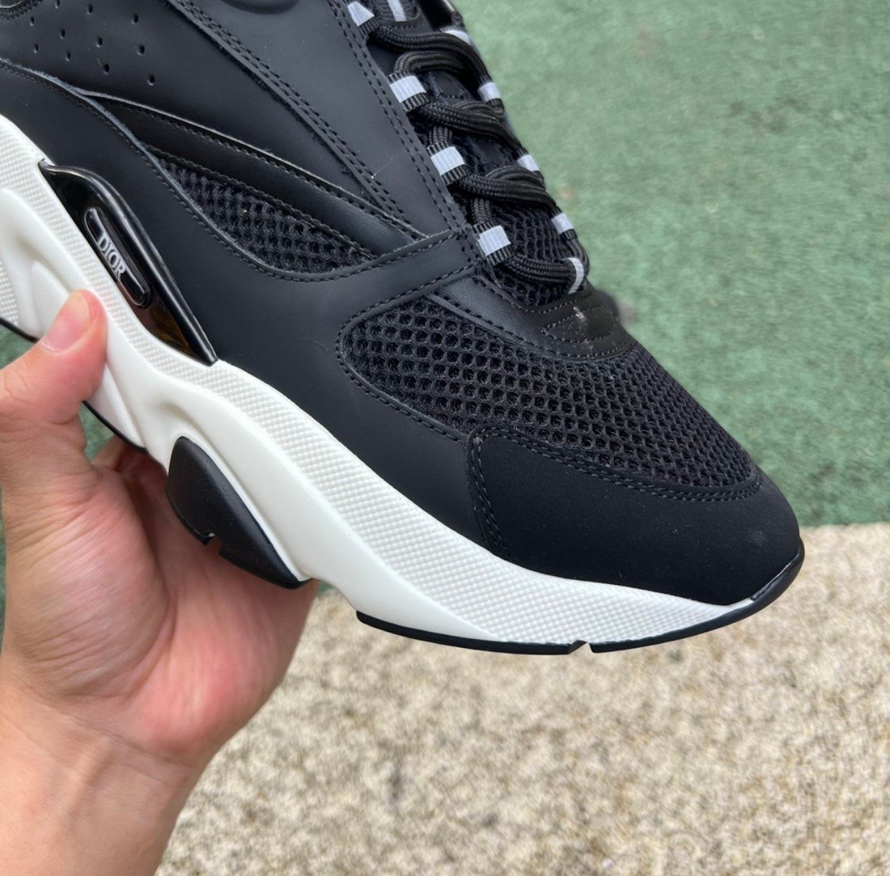 Dior B22 “Black White”