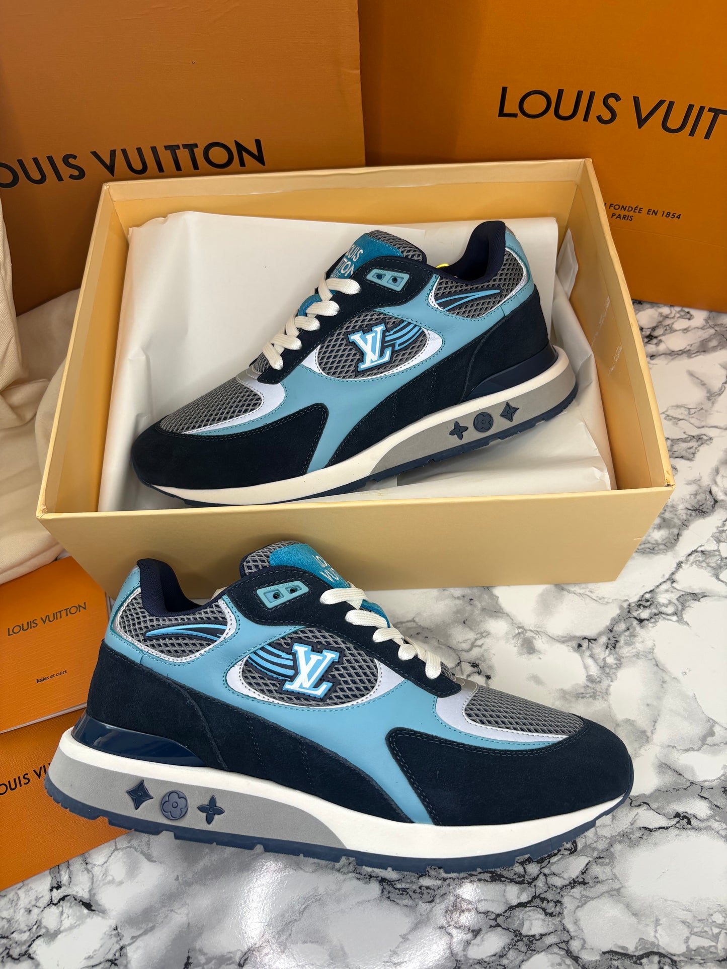 Louis Vuitton runaway trainer , Blue/Navy