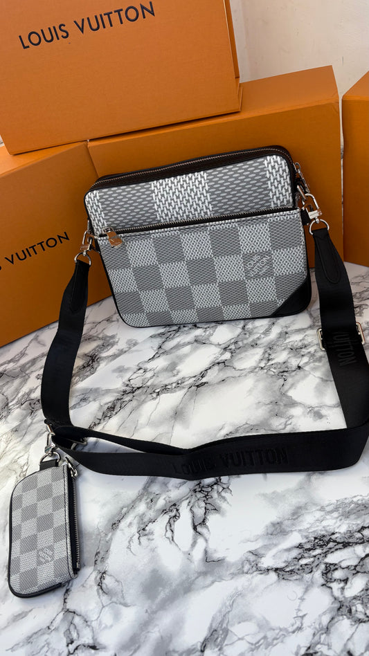 Louis Vuitton Trio messenger bag , white/black