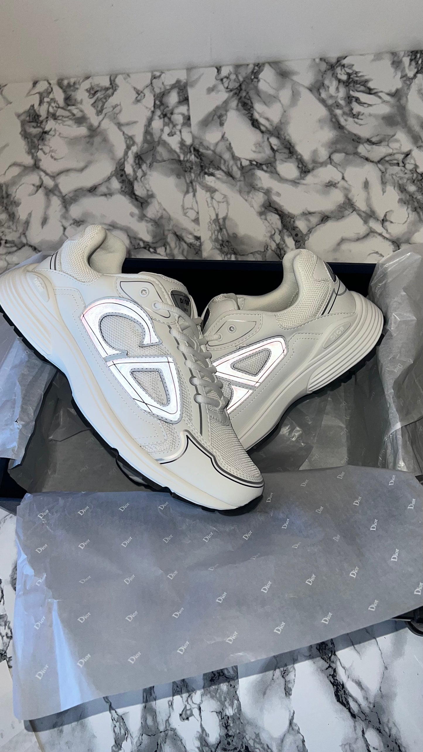 Dior b30 , White