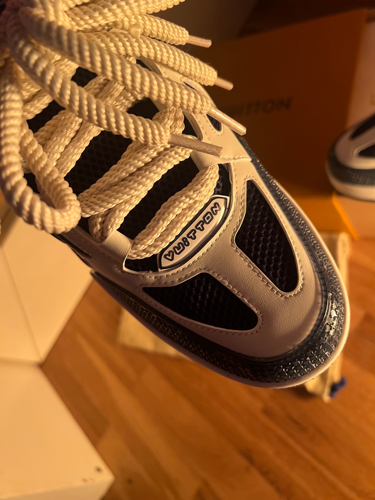 Louis Vuitton Skate , Navy/White