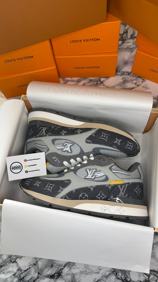 LV Runaway sneaker , Luxury grey