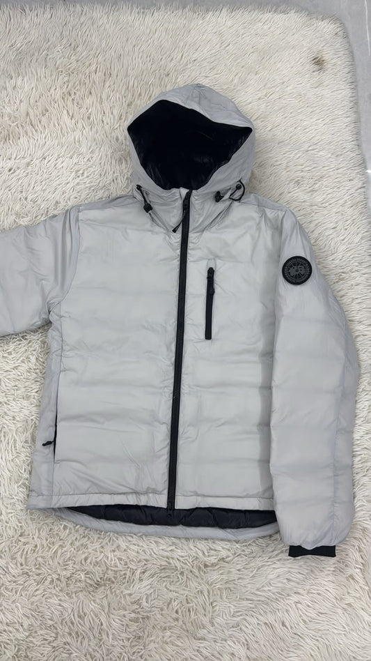 Canada goose lodge / Silverbirch & Black Label