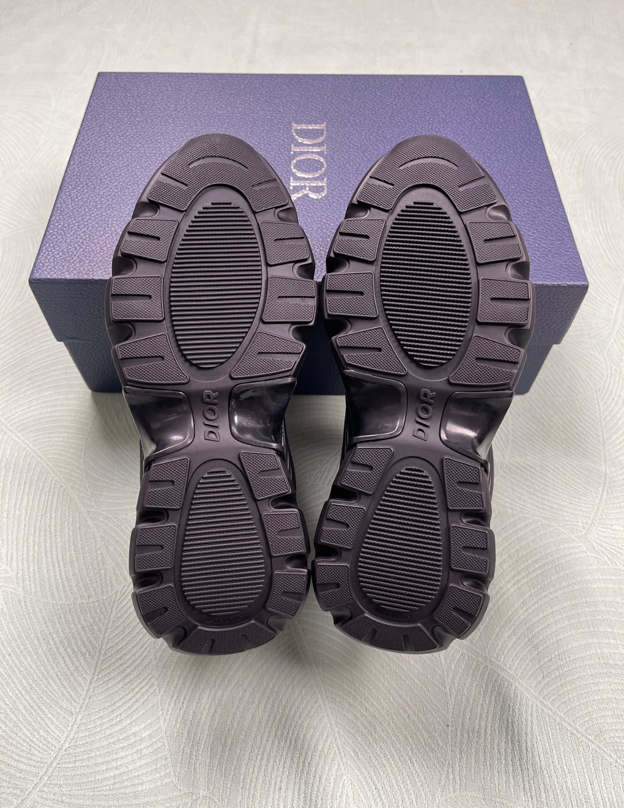 Dior b44 / Black
