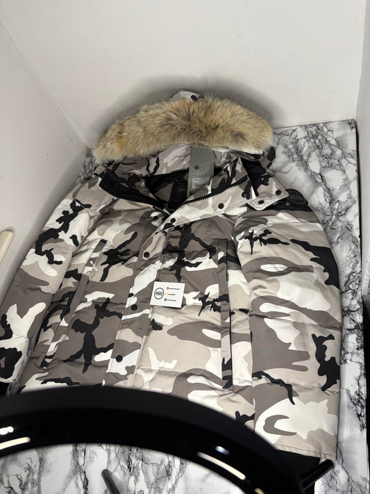 Canada goose white grey camo expedition Wyndham parka
