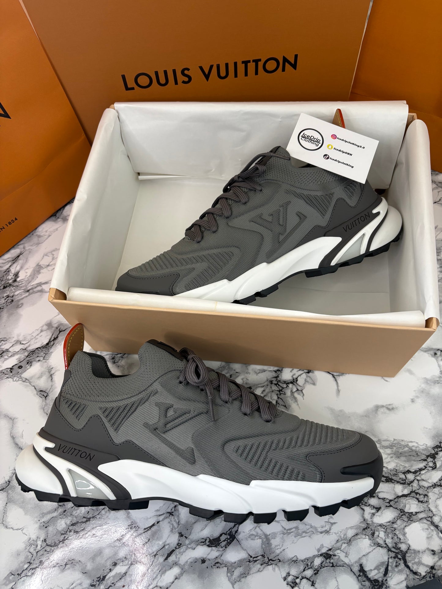 Lv tactic (Grey/White)