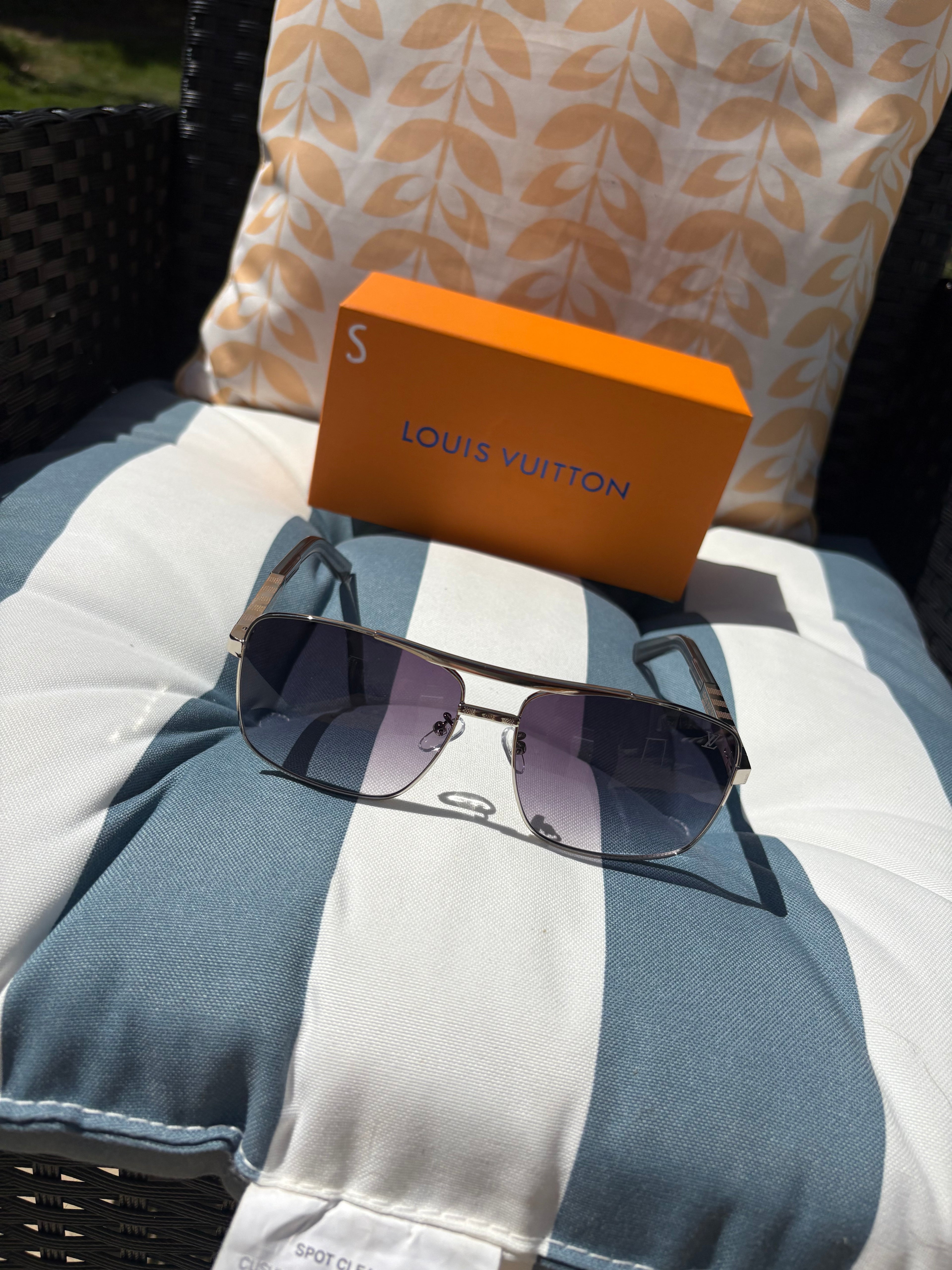 LV Attitude Sunglasses/ Silver
