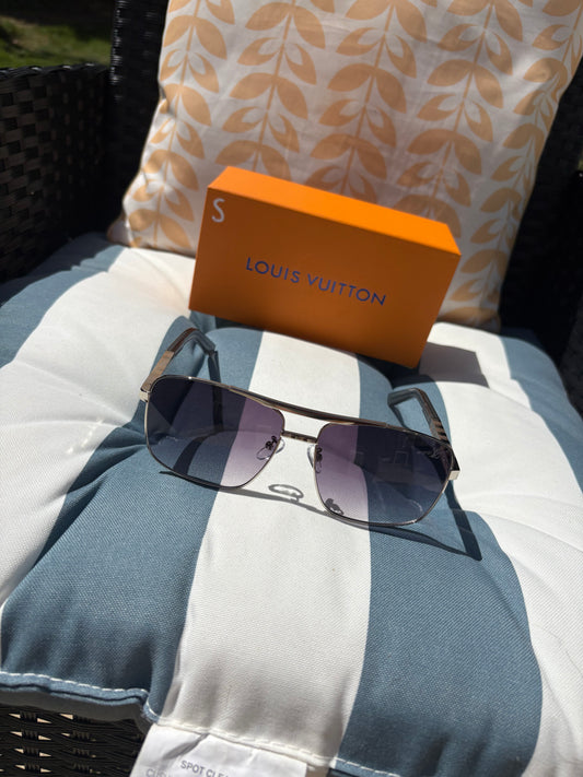 LV Attitude Sunglasses/ Silver